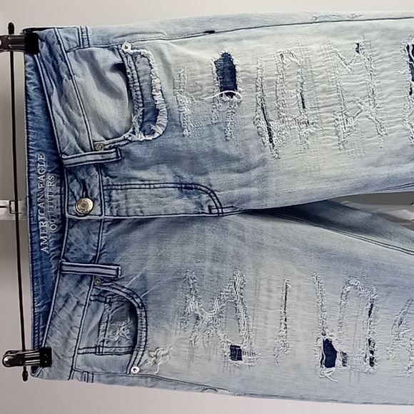 American Eagle Outfitters Tom Girl Distressed Patched Lite Blue Jeans Size 4 - Picture 8 of 16
